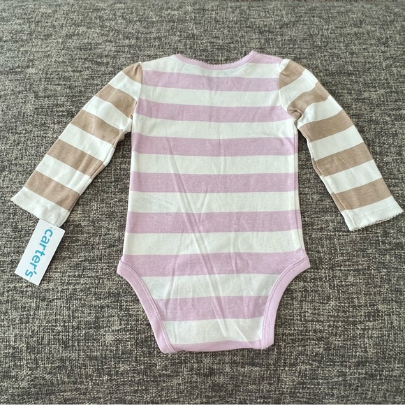 Carter’s long sleeve onesie - Picture 2 of 3